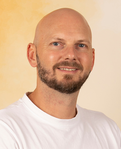 Simon Williams